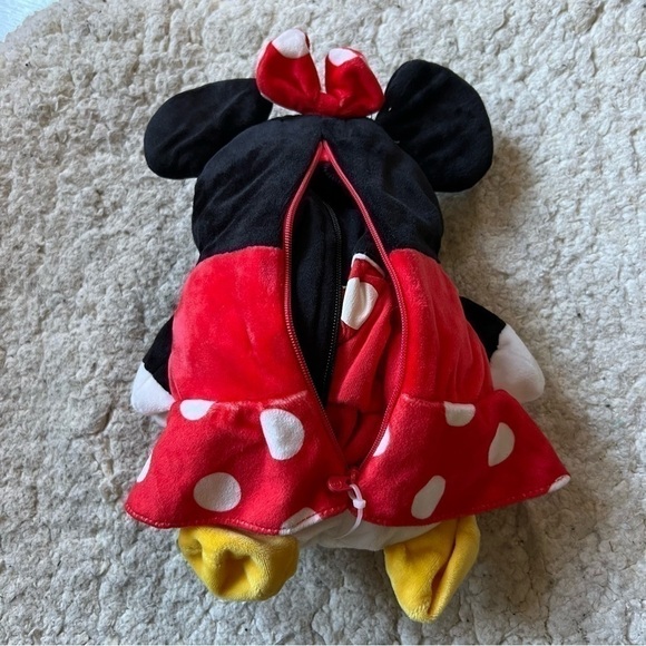 Cubcoats Minnie Mouse 2 in 1 Transforming Hoodie and Soft Plushie - Picture 5 of 14